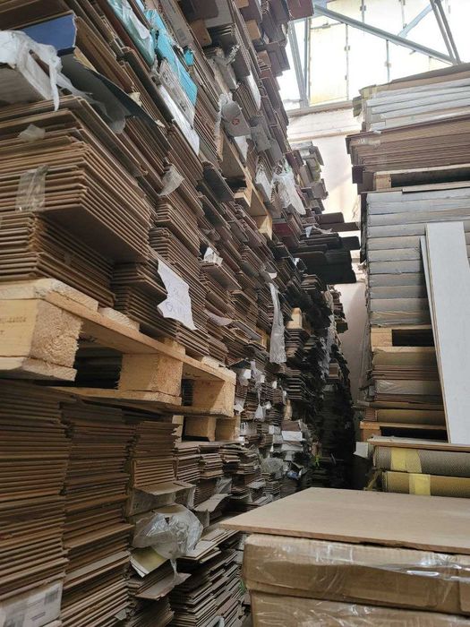 Б/У Ламинаты разных размеров и Разного цвета