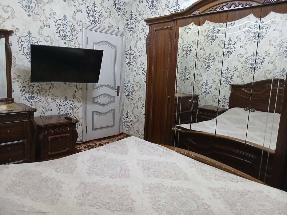 Срочно продается 4 ком 92м2 удвоенной зал квартира на мирабадском р-н