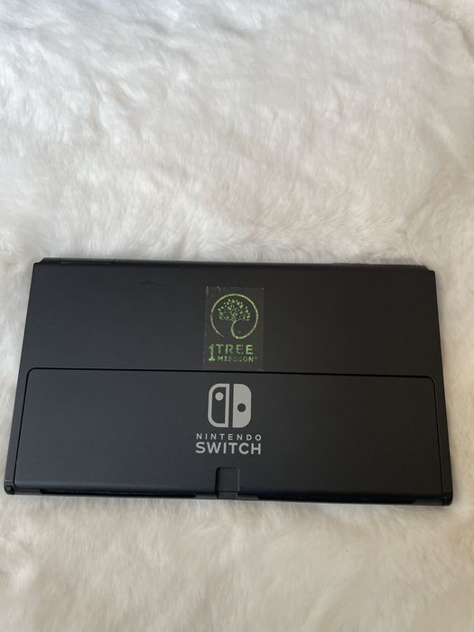 NINTENDO SWITCH Oled gen 1 in stare perfecta +jocul Cult of the Lamb