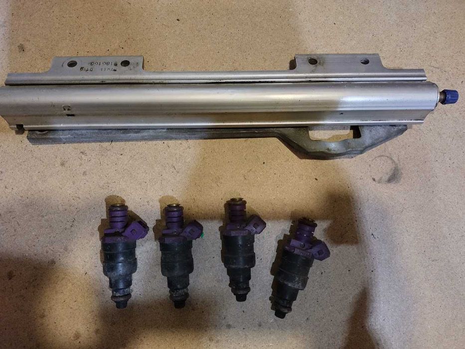 Volvo s40 1996 година 136кс 2000 кубика на части