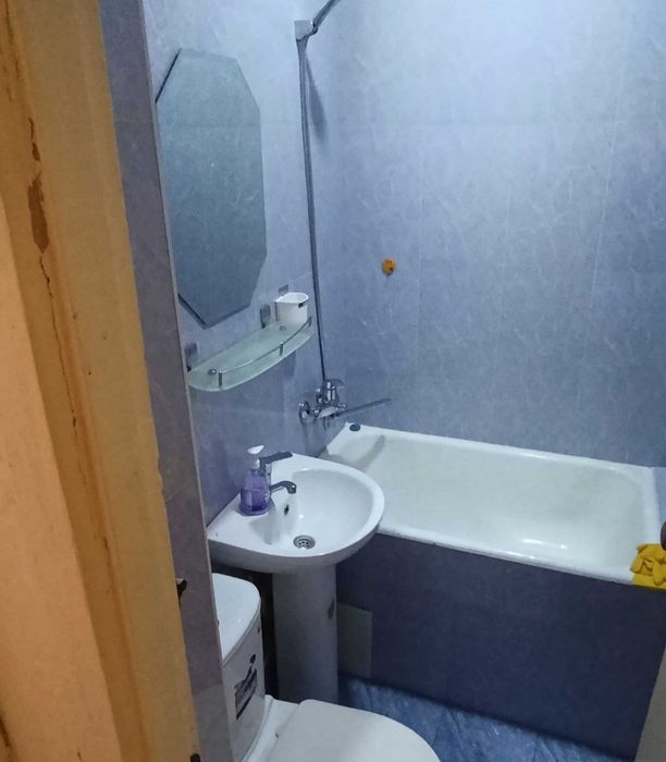 Yunusobod 4 kvartl 1 xonali kvartira sotiladi 1/3/4 Fransiya planirovk