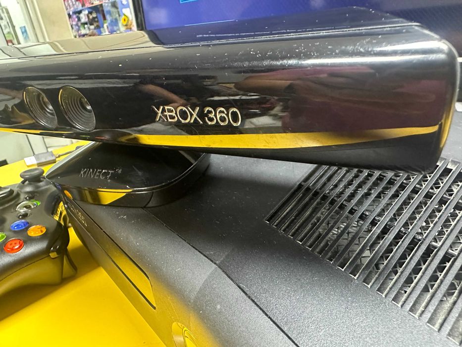 Xbox 360 с 1 оригинал контролер KINEKT