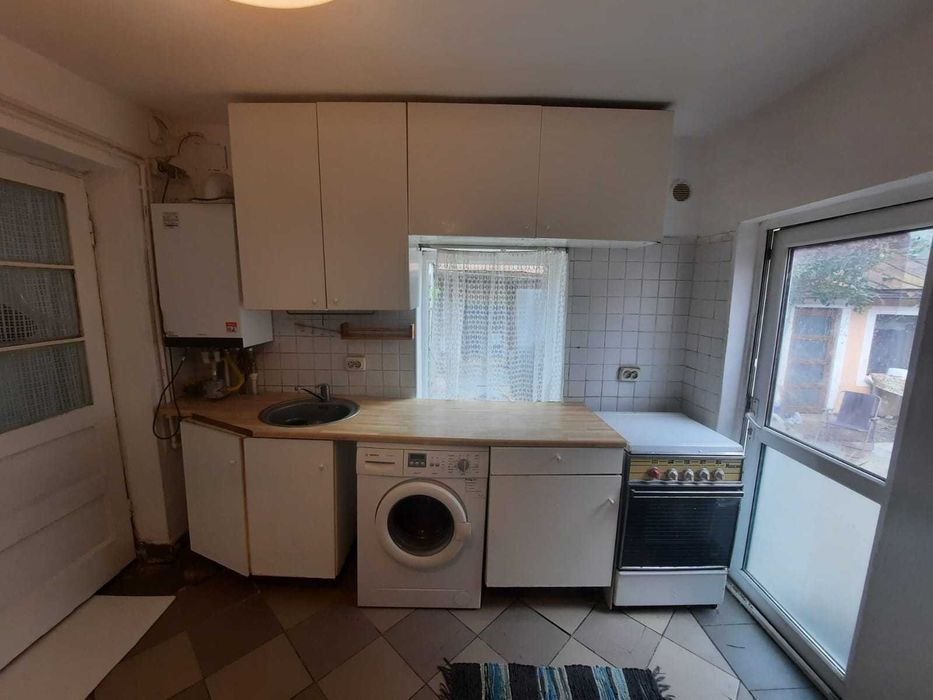 Apartament 1 cam la casa