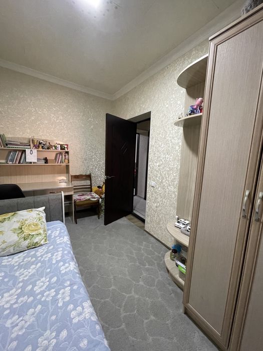 Коттедж 2 хонали сотилади йул устида