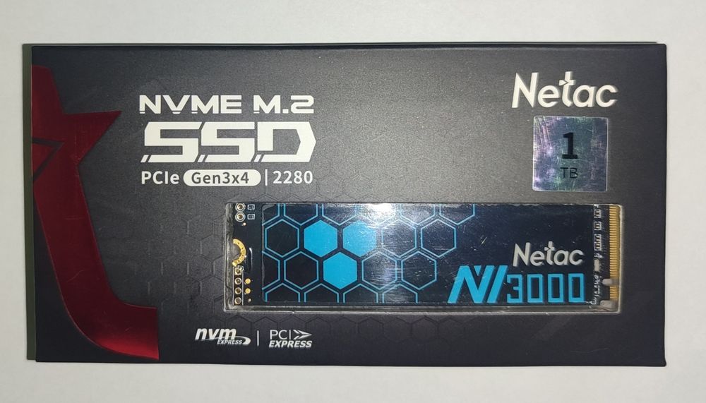 SSD m2 1Tb новый