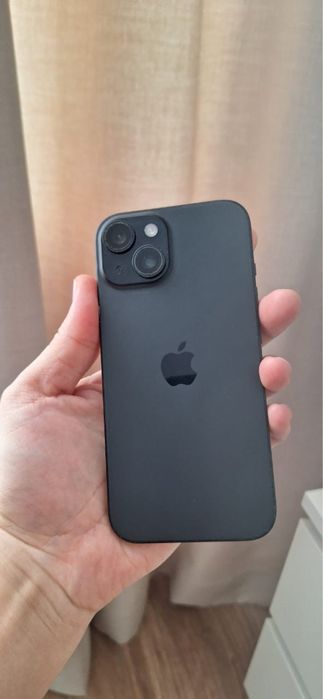 Продам Iphone 15 на 128 гб
