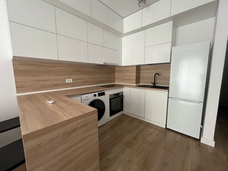 LUX Regim Hotelier IASI 24/24 Ultracentral