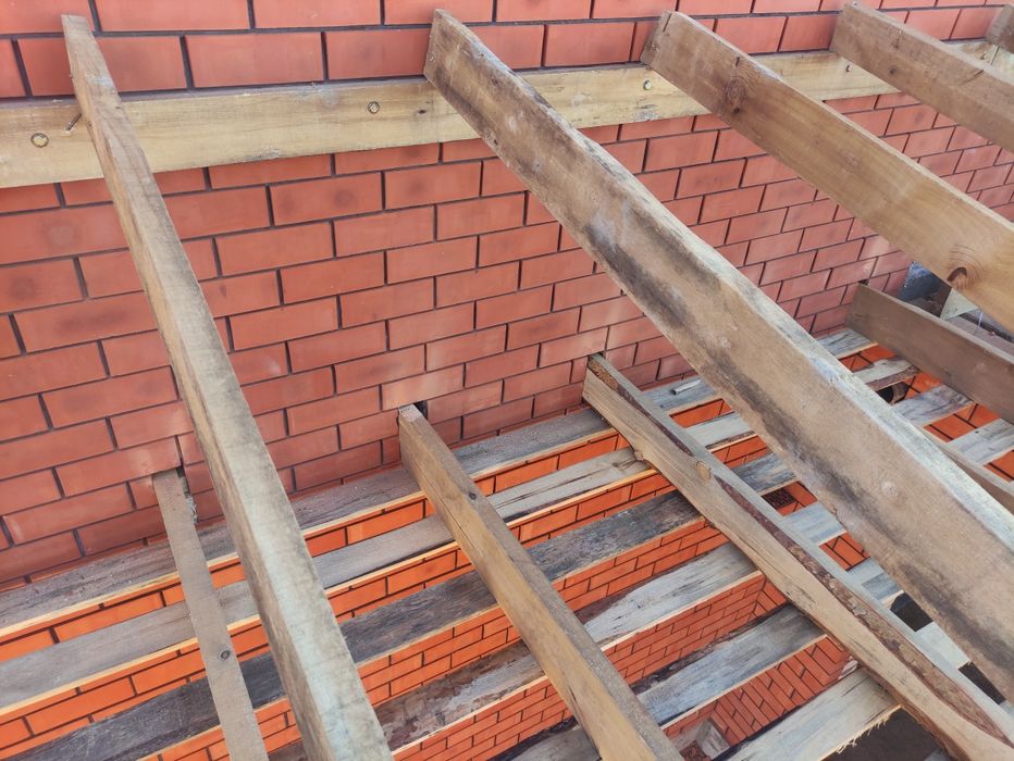 Бригада строителей