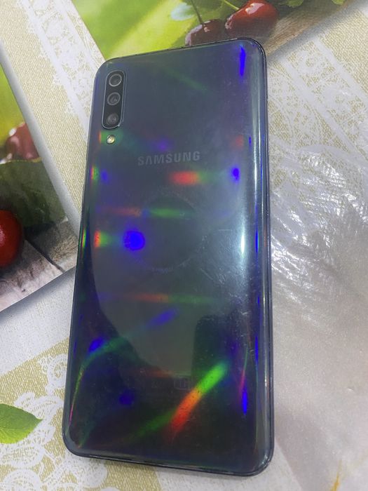 Samsung A50 sotladi