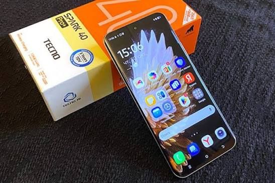 Techno spark 40 pro+