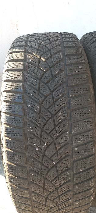 215 55 17 Зимни гуми  Goodyear Дот22