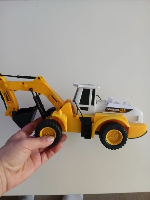 Escavator jucărie cu brat mobil