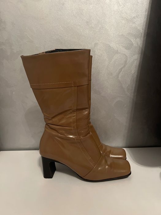 Елегантни женски ботуши от естествена кожа