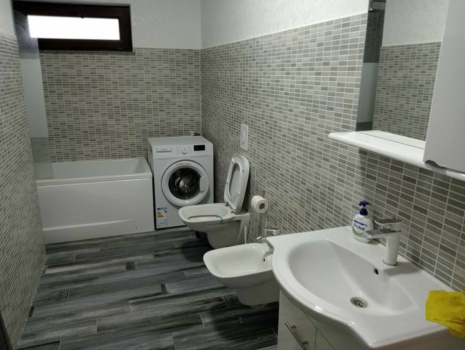 Închiriez apartament 2 camere, Suceava, Scheia