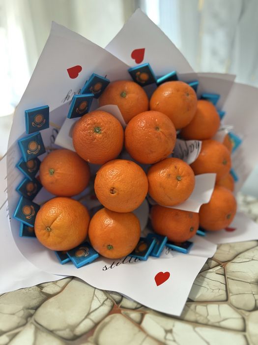 Мандариновый букет с оформлением
