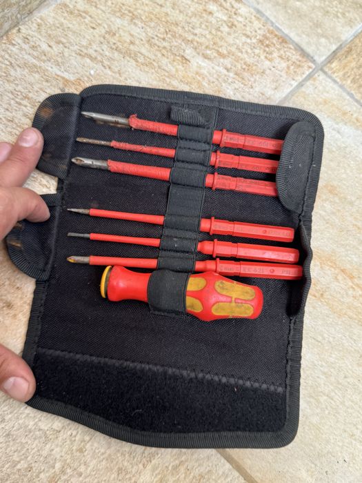 Trusa surubelnite electrician  Wera
