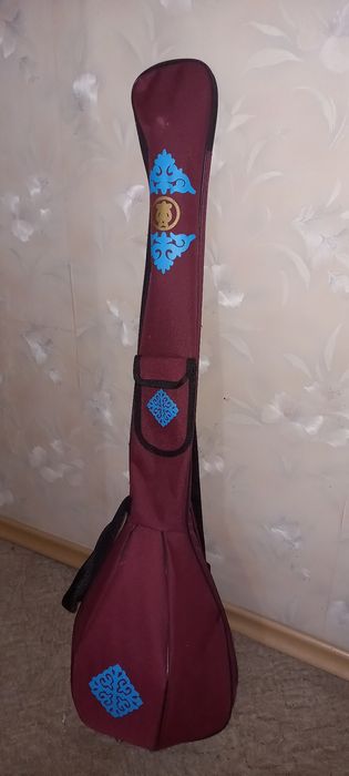 Домбыра. Продам Новая 25тыс