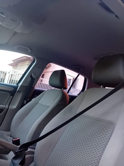 Golf 6 1.2 tsi(4 pistoane) bine intretinut!