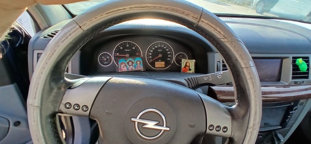 Vând Opel vectra c ,1.9cdti