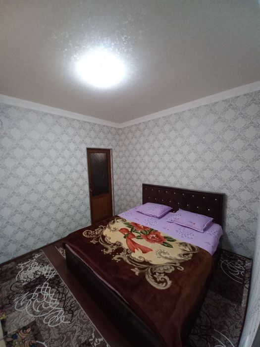 Oq tosh dacha ijara kunlik Quyoshga yaqin joyda