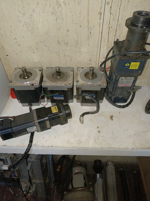 Шаговые моторы с драйверами