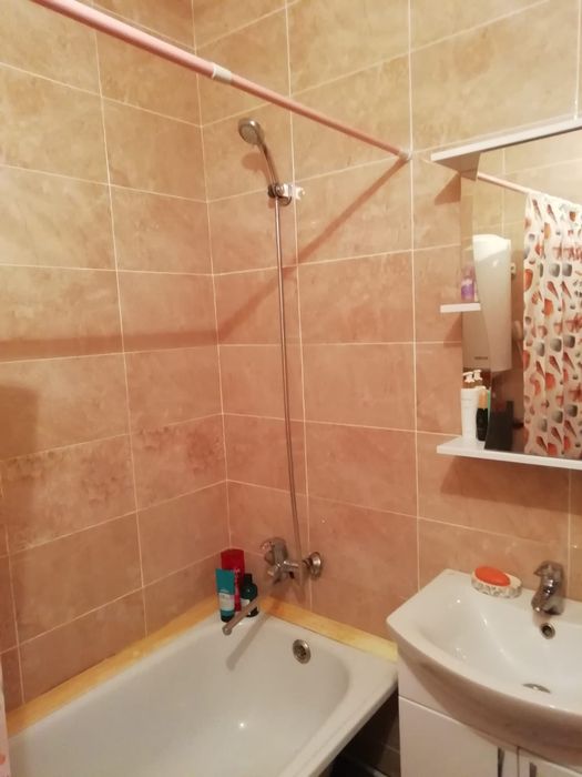 Продам 2х комн квартиру