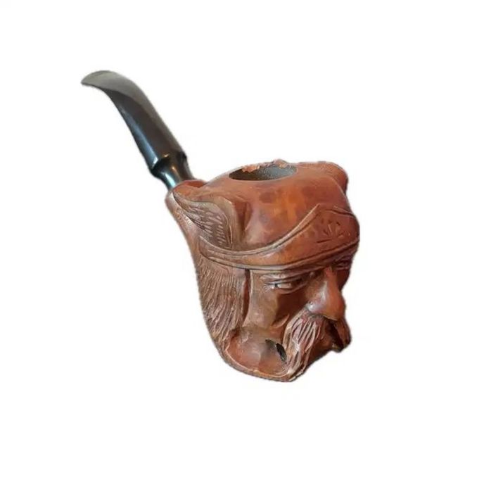 Colectie de pipe sculptate din lemn cu suport mare