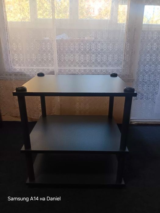 Хай-фи маса например