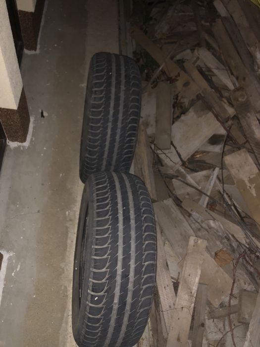 Ffff ieftin - Vand 2 cauciucuri vara 215/50/R16