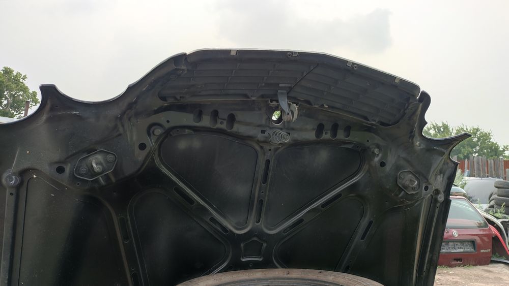 Капот на Мерседес 210 рестайлинг