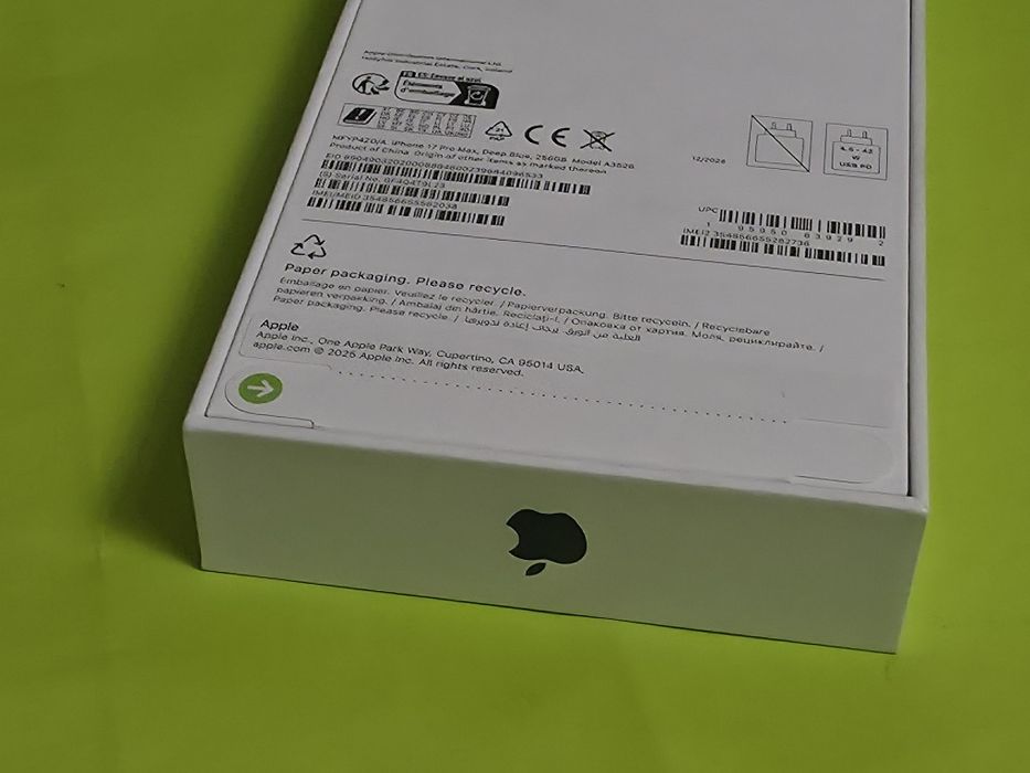 ЗАПЕЧАТАН 256GB iPhone 17 Pro Max Yettel Гаранция 3г. 2029 DEEP BLUE