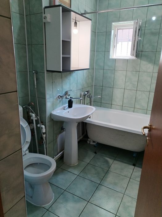 Închiriez apartament 2 camere parter Brazdă