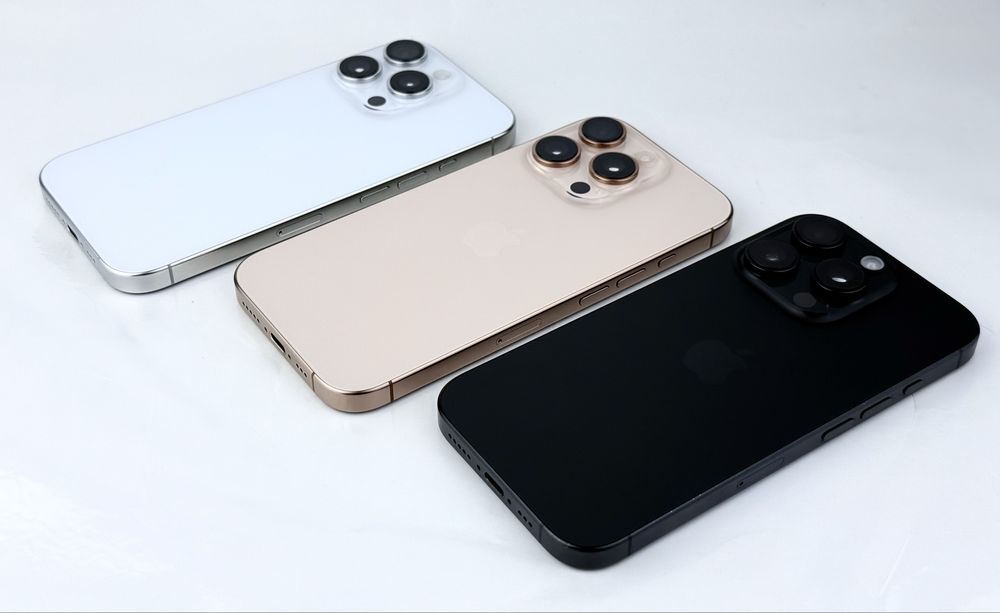 Apple iPhone 16 Pro 128GB Black / Natural / Desert 100% Батерия!