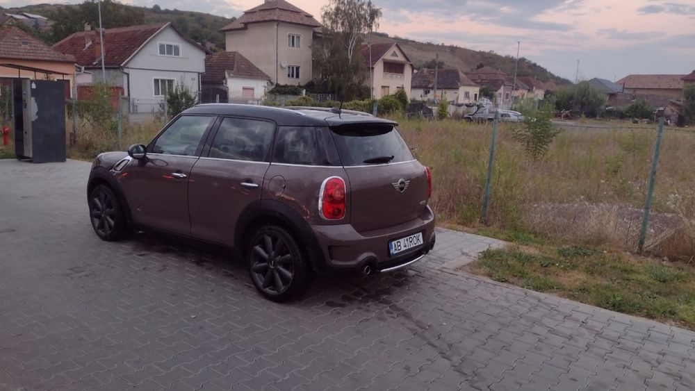 Vand Mini Cooper 1.6 Benzina 4x4