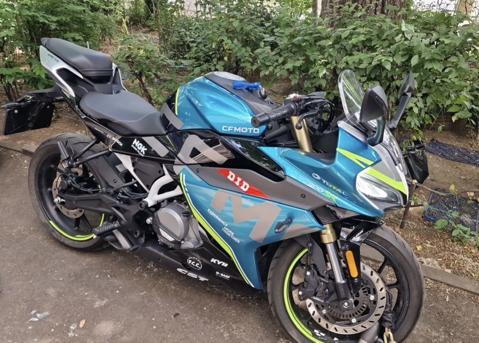 Vand CF Moto 300 SR