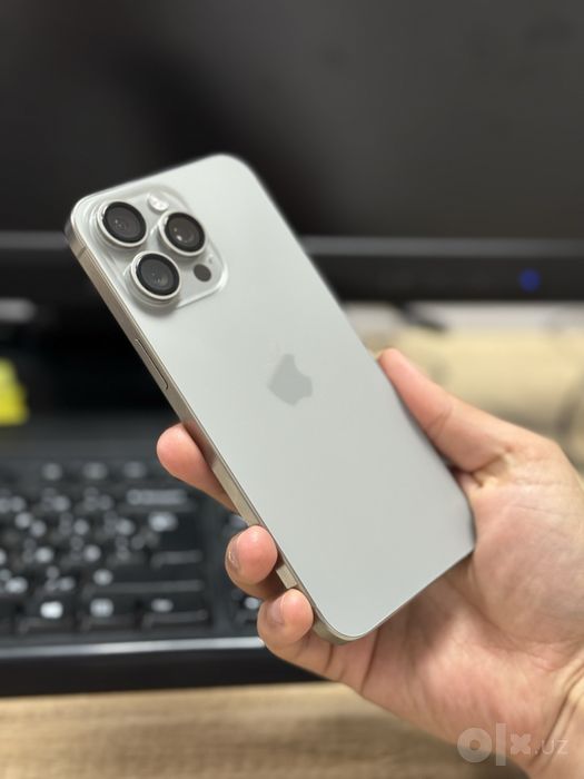 Iphone 15 pro max Natural titanium