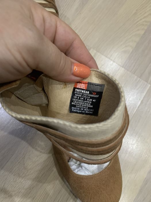 Оригинални обувки Diesel ,размерът е 40