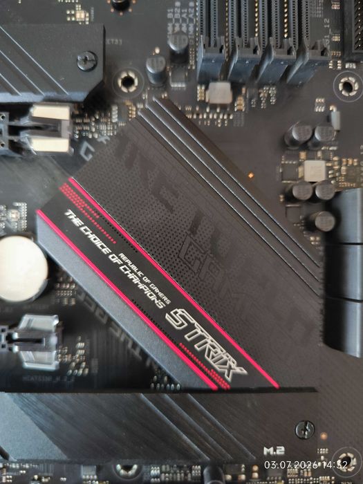 Комплект Ryzen 7 5800X, RAM 32GB DDR4 3200, Asus Rog Strix B550F Gaming WiFi