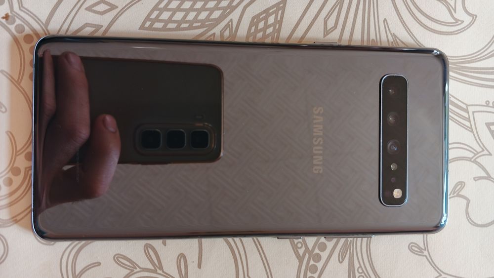Самсунг s10 5G  сотилади