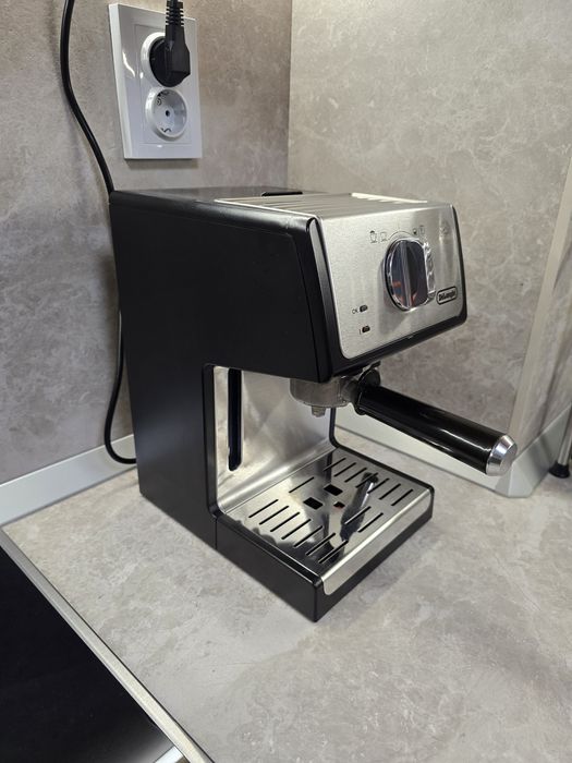 Кафе машина  DELONGHI