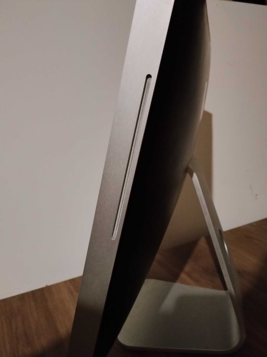 iApple iMac A1224