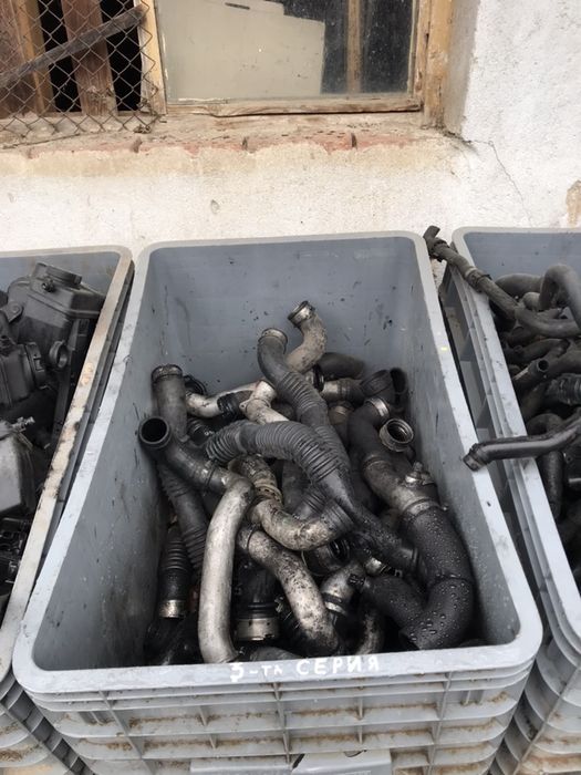 Продавам маркучи за вода и турбо бмв 1ва,3та,5та джипове