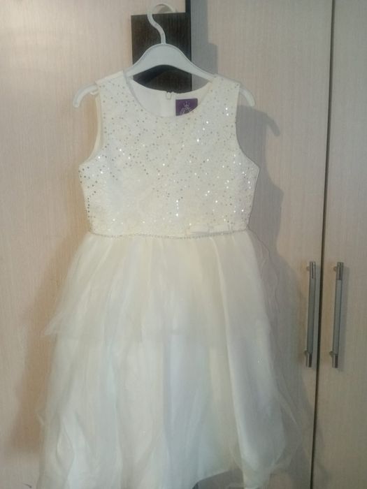 Нарядные платья для девочек дёшево!