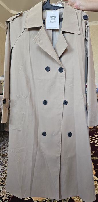 Продается женская верхняя одежда