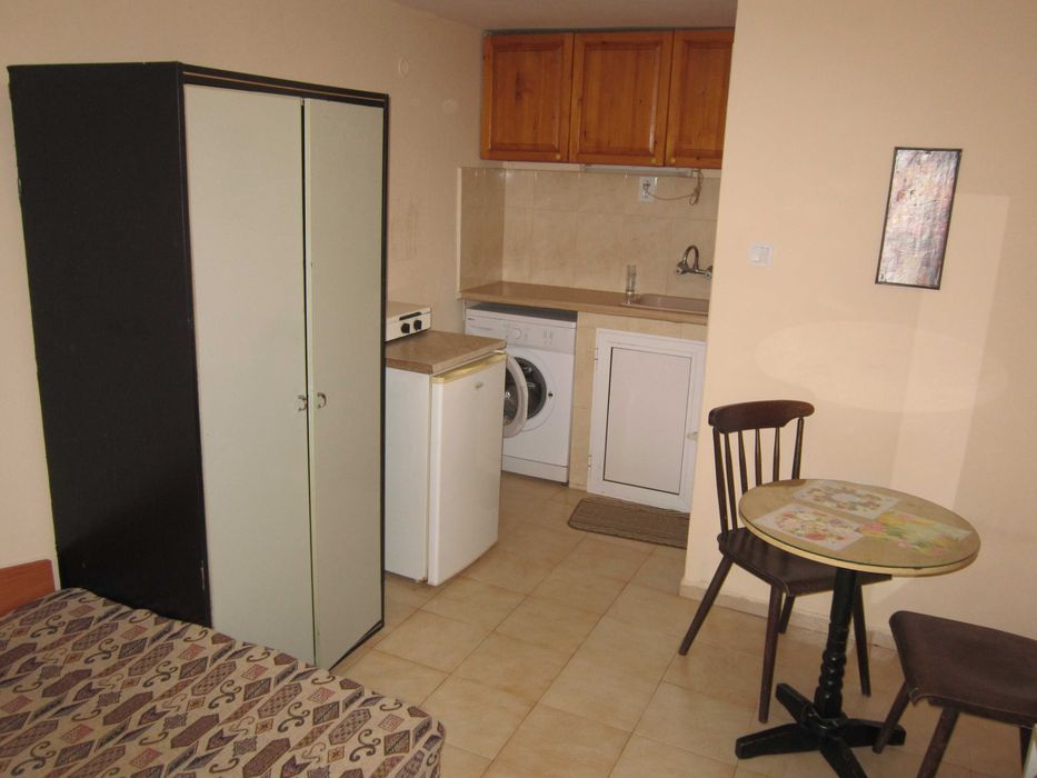 Дава се под наем Едностаен апартамент в Бургас, Възраждане - 20 кв.м за 76.5 € - Снимка #18