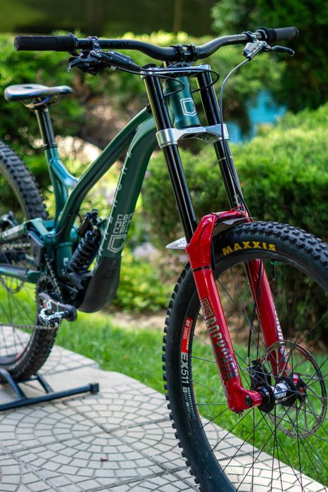 Downhill Колело Commencal Supreme DH