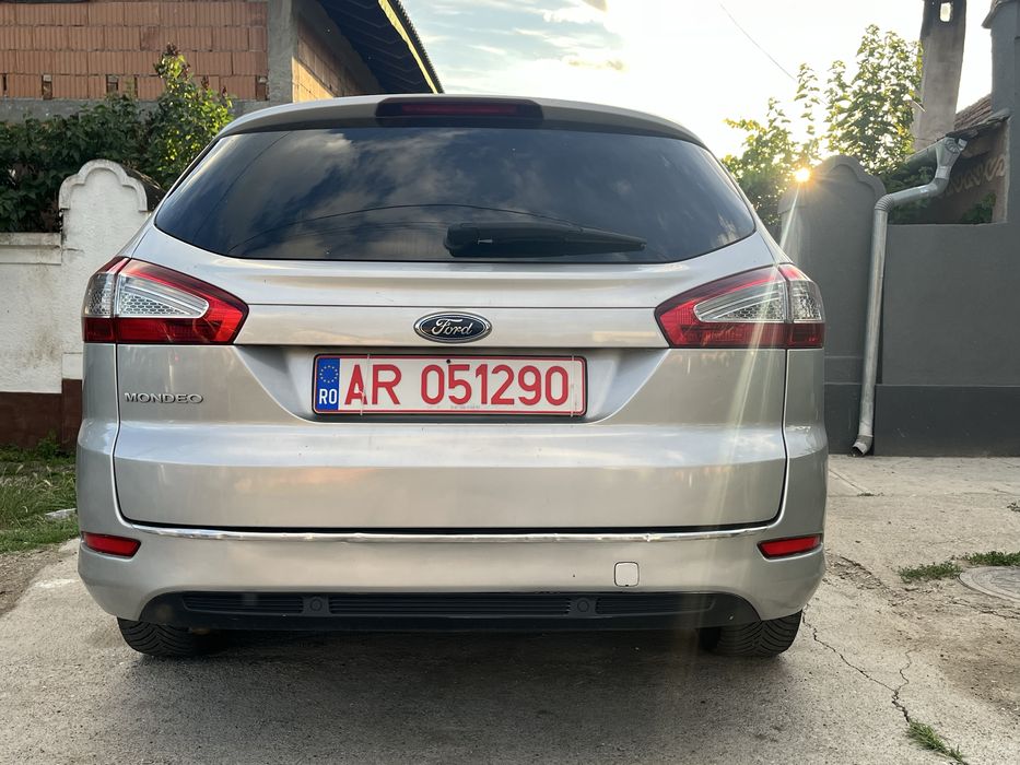Vand Ford Mondeo 163 cp!!imprcabil recentui adus!! Cu nr rosu!!!