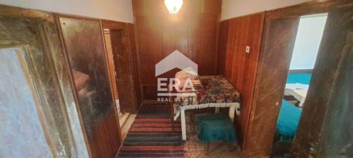 Продава се Къща в с. Подвис, Област Бургас - 62 кв.м за 181 €/кв.м - Снимка #6