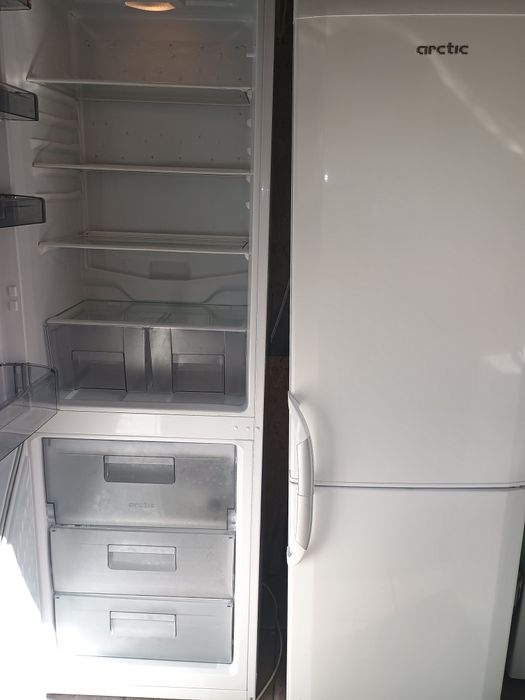 Frigider tip combină frigorifică înaltă Artic gorenje WNW31