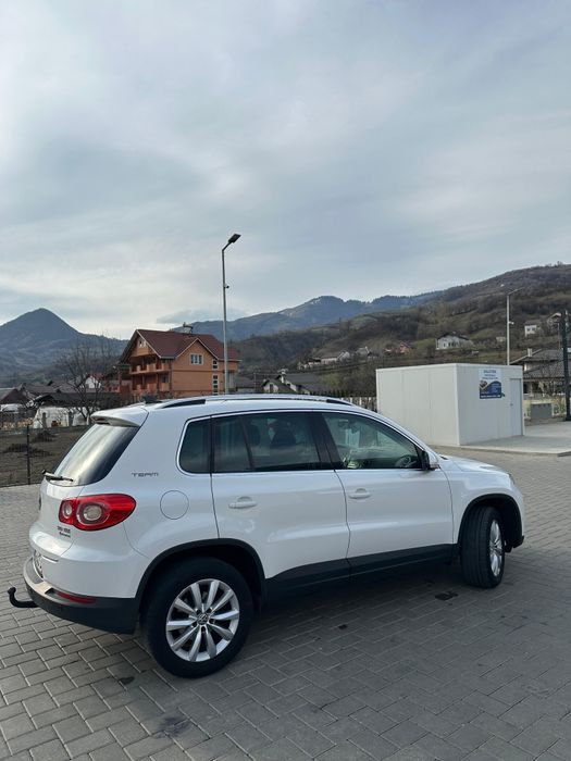 VOLKSWAGEN Tiguan 2011 — imagine 3